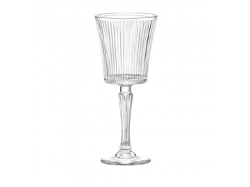 Vintage Vertical Ribbed Wine Glass
